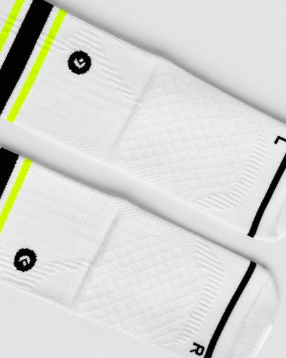 Calcetines de Running Finisher RaceDay Sprinter Lightweight con Compresión – Crew Blanco