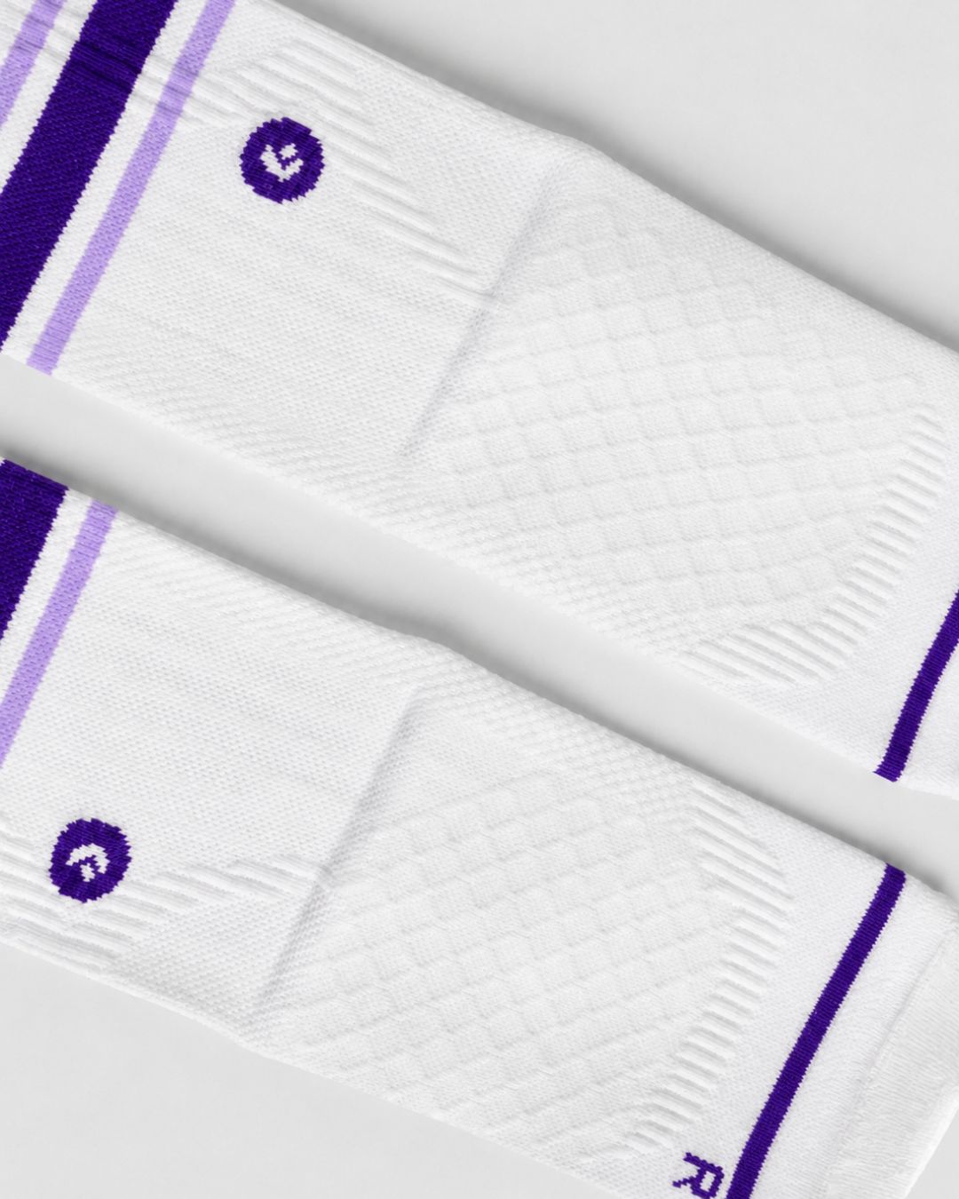 Calcetines de Running Finisher Lightweight con Compresión – Crew Lila