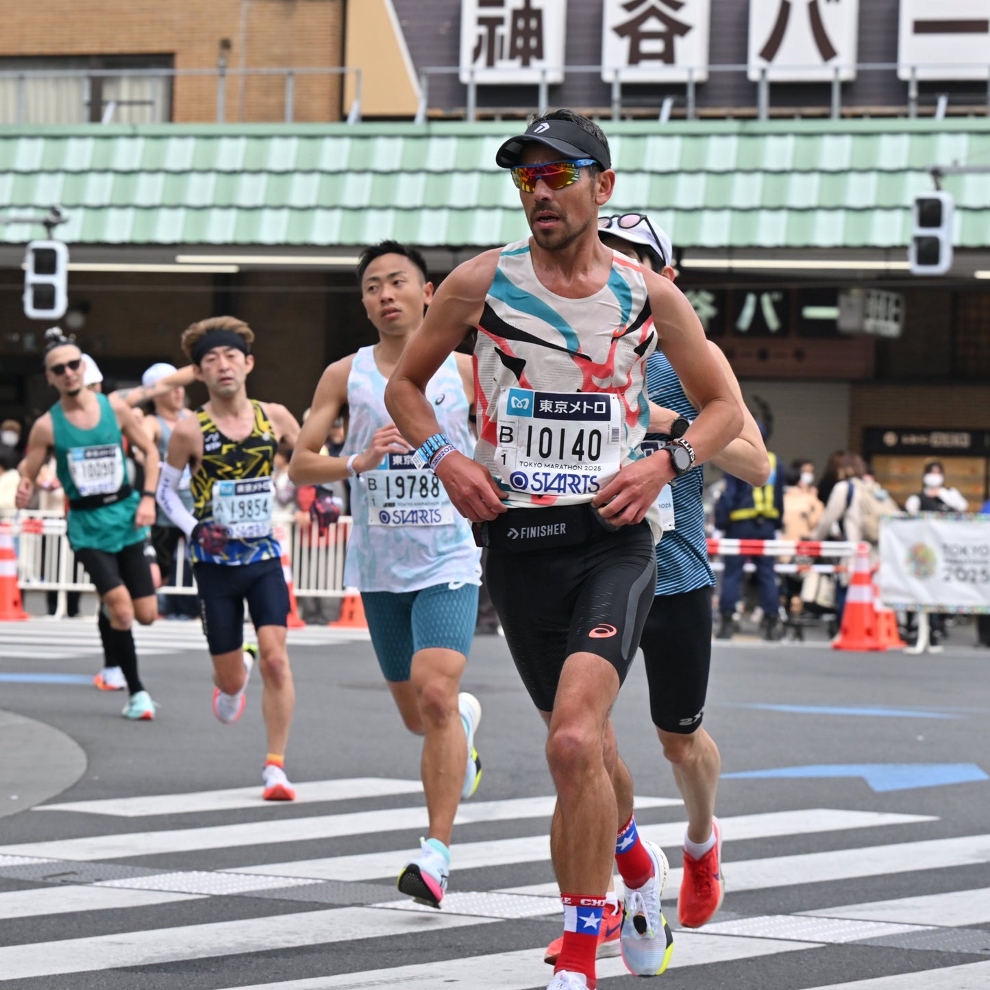 Banano de Running Finisher Kilian 360° – Ajuste Ergonómico - Fucsia