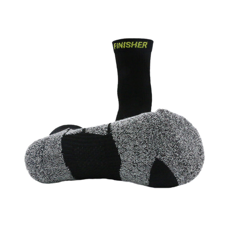 Calcetín de Running con Compresión Finisher Pro Strider – Crew Negro