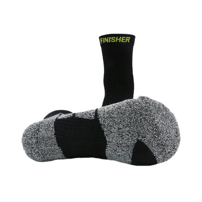 Calcetín de Running con Compresión Finisher Pro Strider – Crew Negro